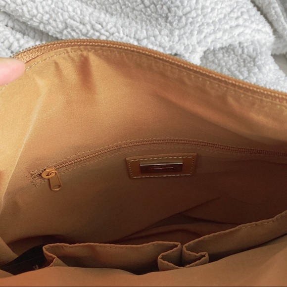 TALBOTS BLUE TAN PURSE - Picture 3 of 4